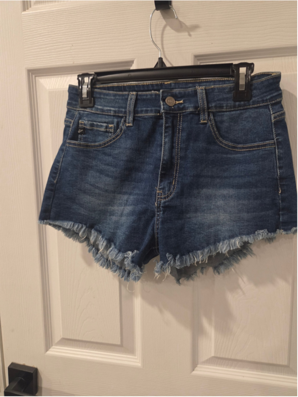 Women's KanCan Jean Shorts Size 28 Blue Raw Hem Denim